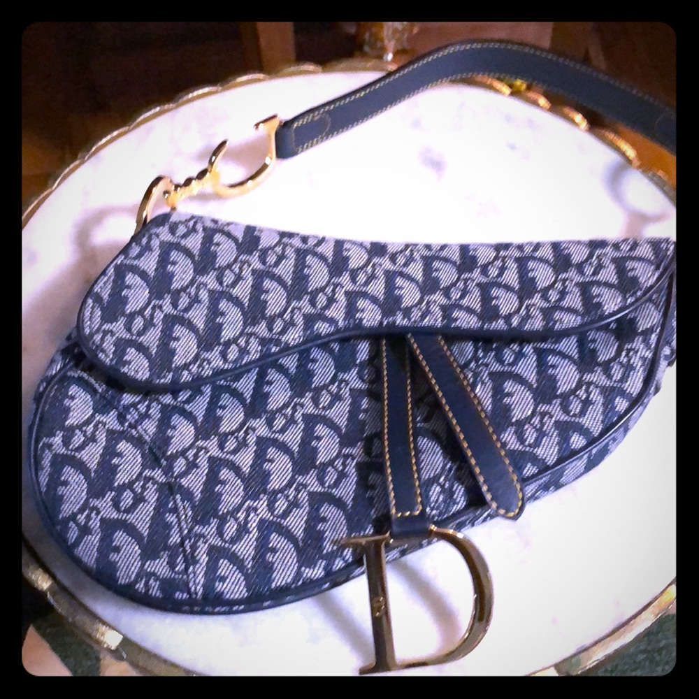 Reserved Dior double saddle